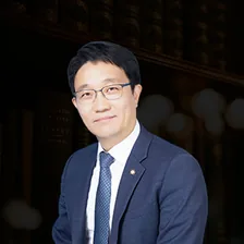 유용일 변호사